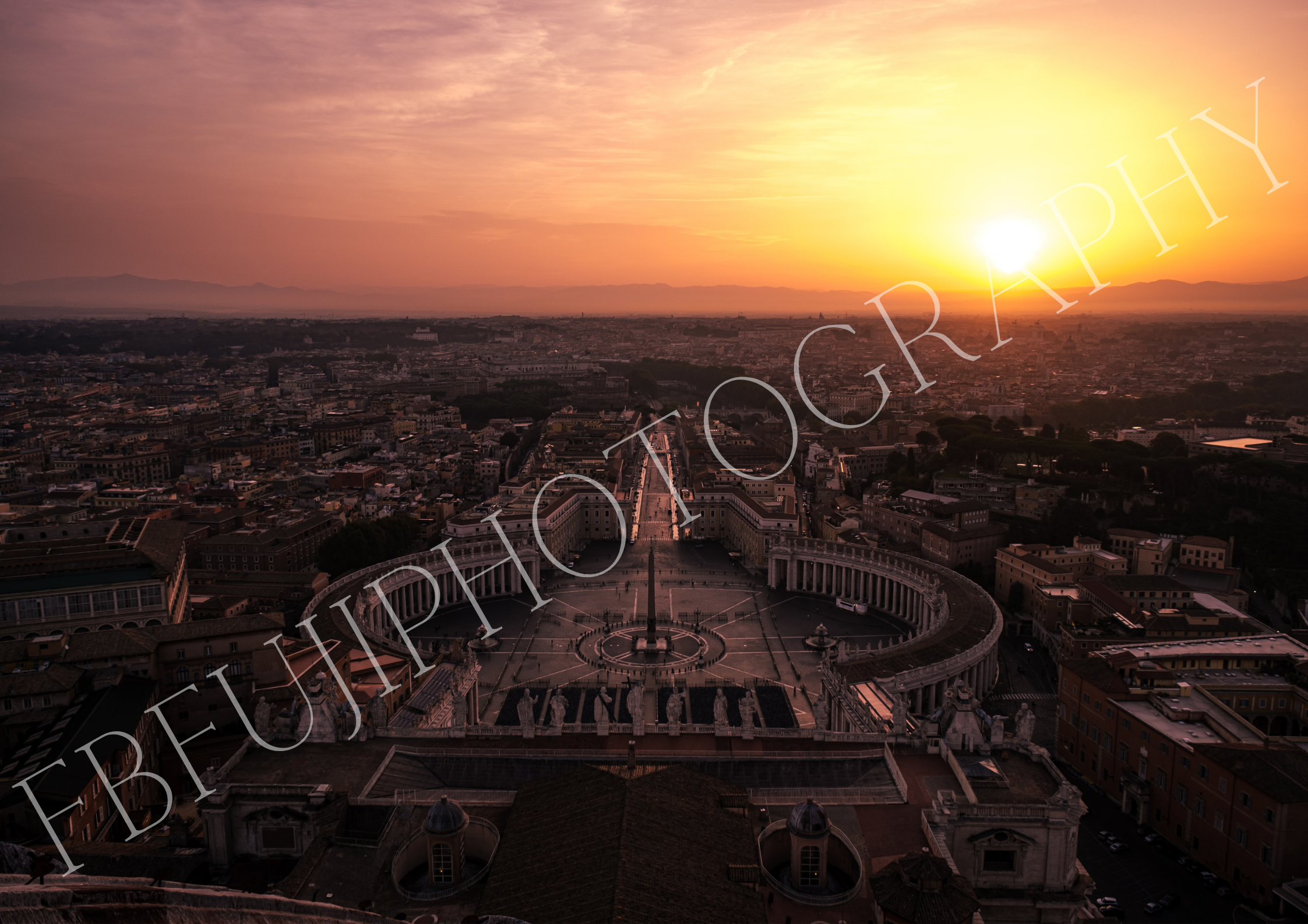 Sonnenaufgang über dem Petersplatz – Fine-Art Fotografie aus Rom | Italien Wandbild