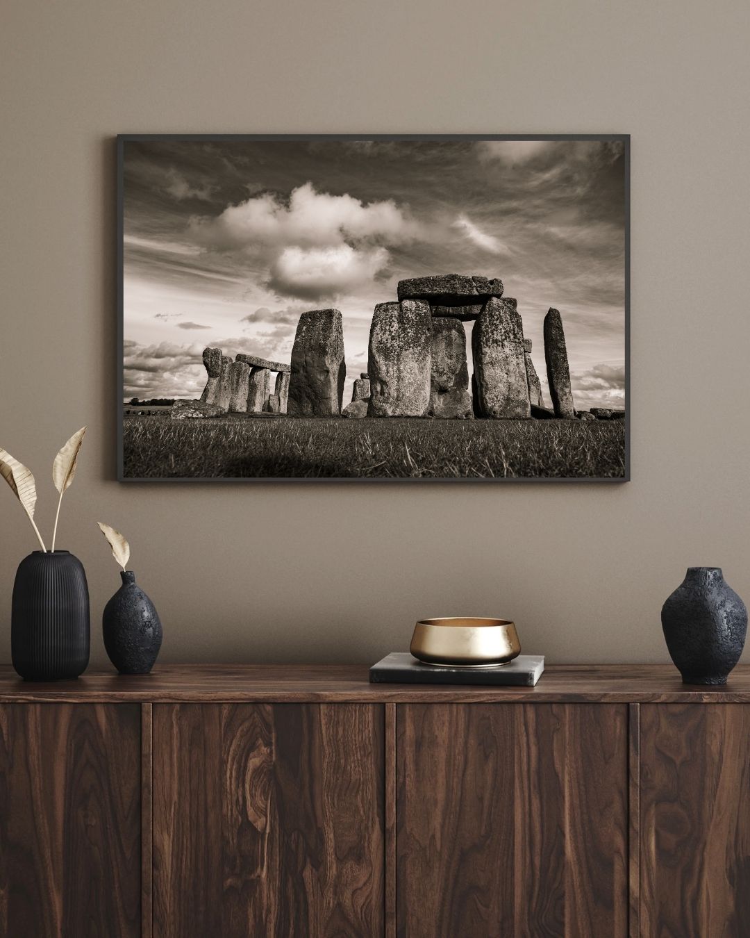 Stonehenge Black and White Wall Art – Timeless Monument Photography of England